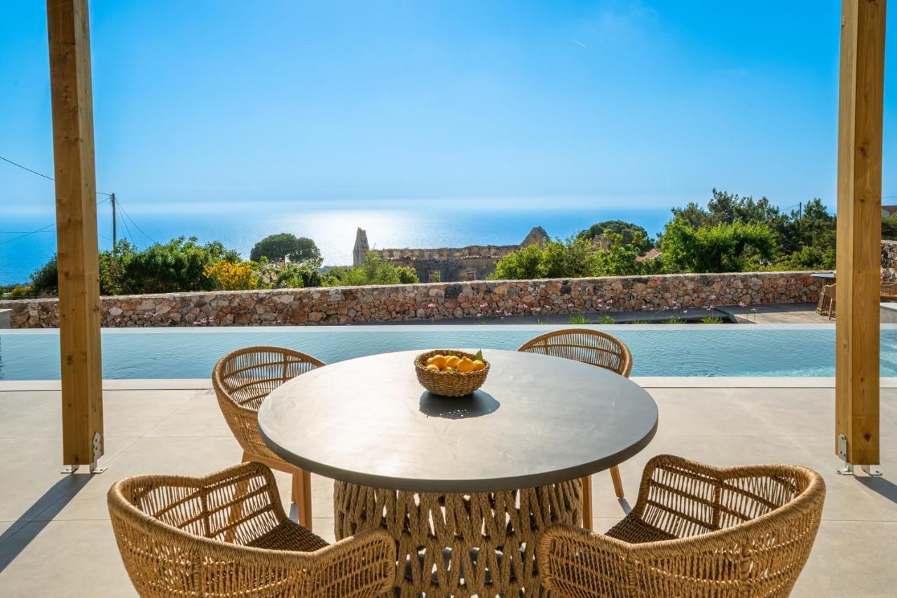 Summer Breeze Villa Tzamarelata Exterior foto