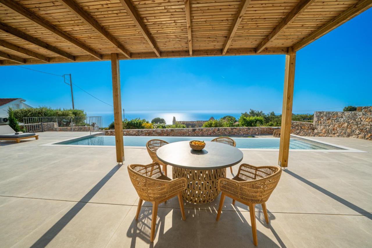 Summer Breeze Villa Tzamarelata Exterior foto